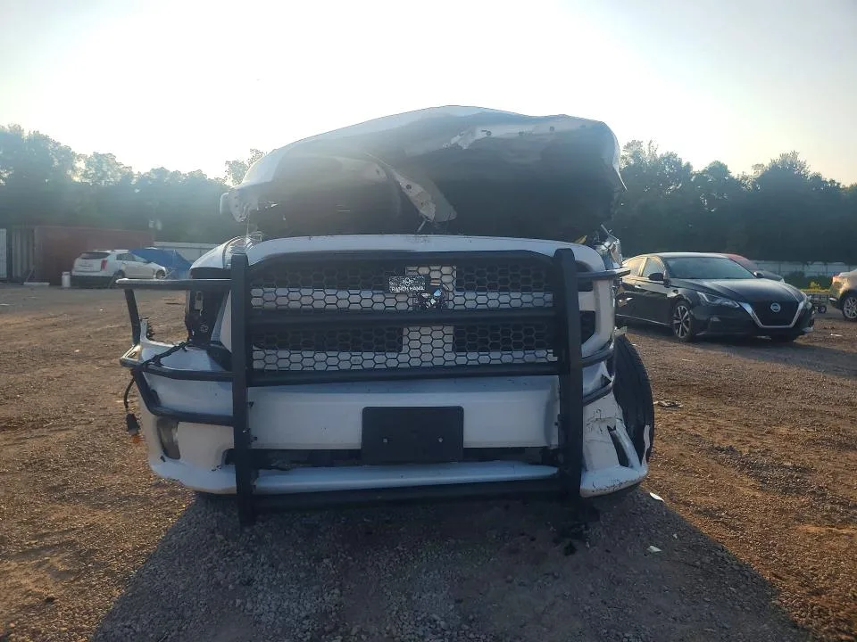 1C6RR6KG0GS347988 — 2016 RAM 1500 photo 4