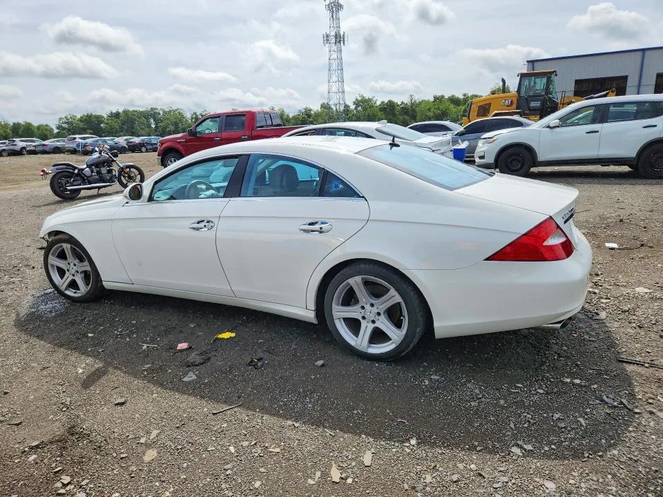 WDDDJ75X56A022811 — 2006 MERCEDES-BENZ CLS photo 2