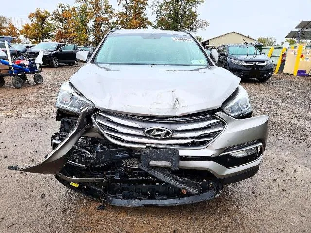 5NMZUDLB0HH001659 — 2017 HYUNDAI SANTA FE SPORT photo 5
