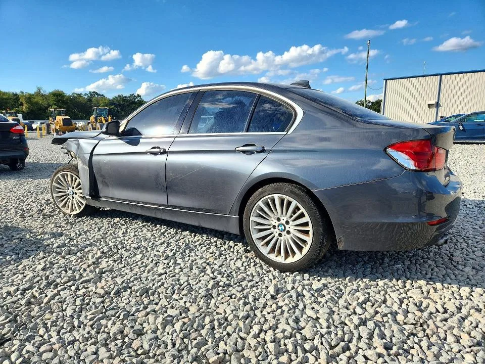 WBA3A5G52DNP20897 — 2013 BMW 328 photo 2