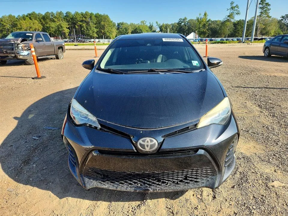 5YFBURHE1JP757658 — 2018 TOYOTA COROLLA photo 5