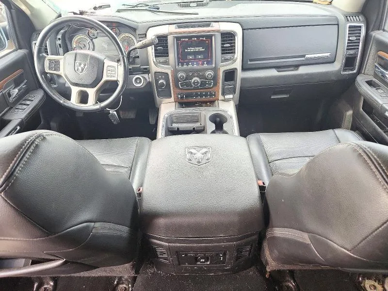 3C63RRJLXJG200517 — 2018 RAM 3500 photo 8