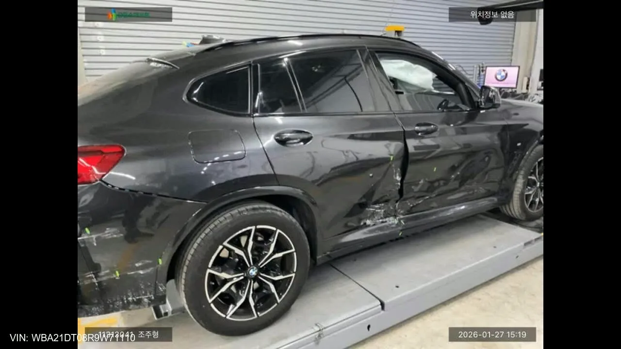 WBA21DT08R9W71110 — 2024 BMW X4 photo 2