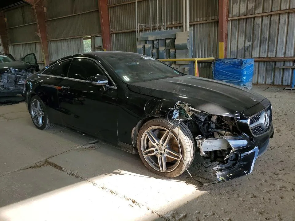 WDD1J6FB3JF057049 — 2018 MERCEDES-BENZ E photo 4