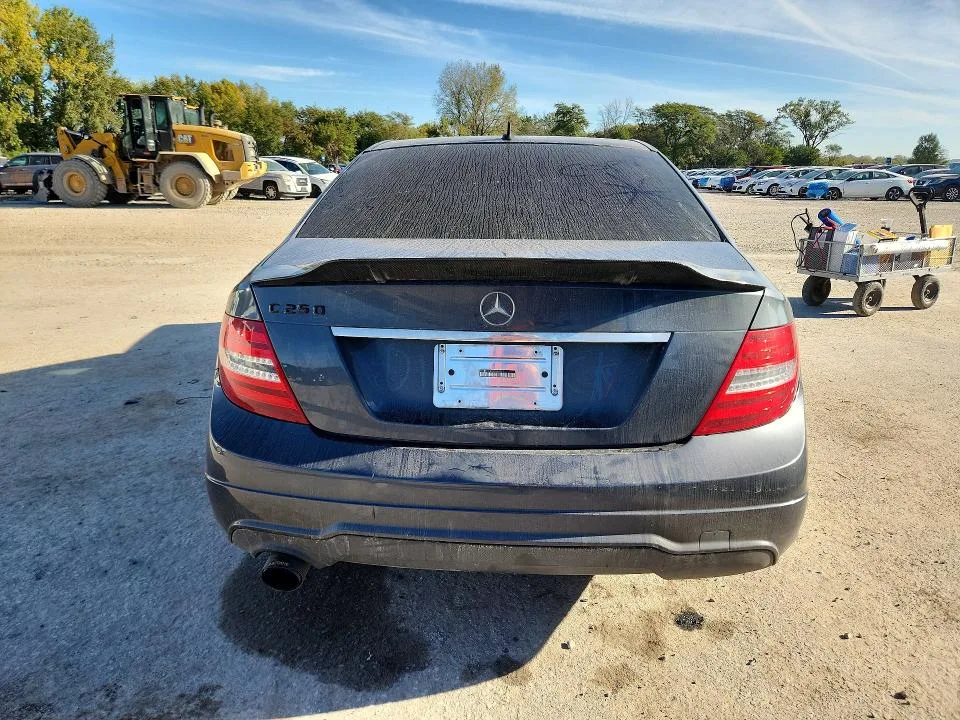 WDDGF4HB1EA964351 — 2014 MERCEDES-BENZ C photo 6