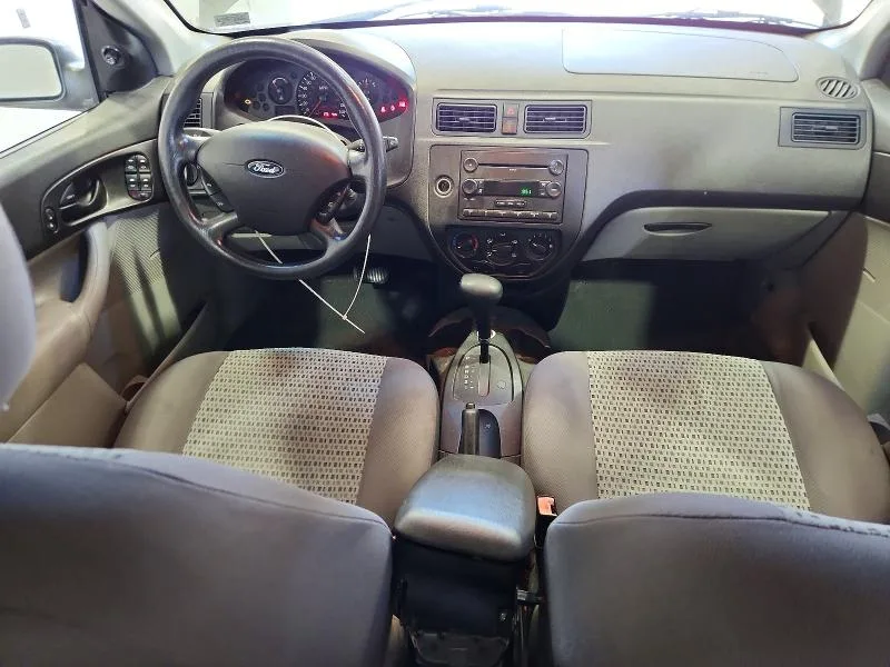 1FAFP34N06W237385 — 2006 FORD FOCUS photo 8