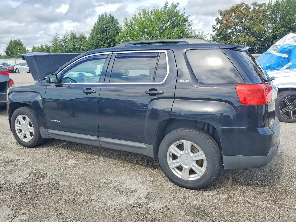 2GKFLWEK4F6143214 — 2015 GMC TERRAIN photo 2