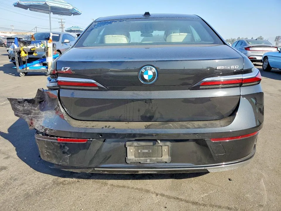 WBY43EJ06RCR30080 — 2024 BMW I7 photo 6