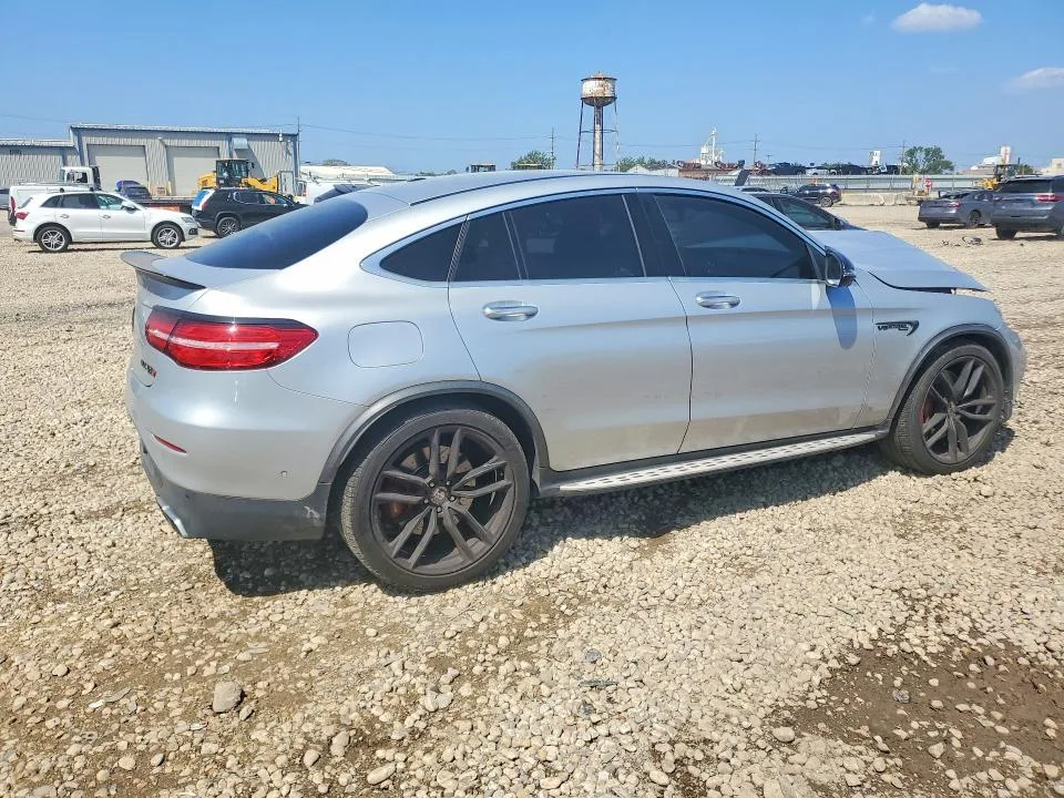 WDC0J8JB7JF468702 — 2018 MERCEDES-BENZ GLC COUPE photo 3