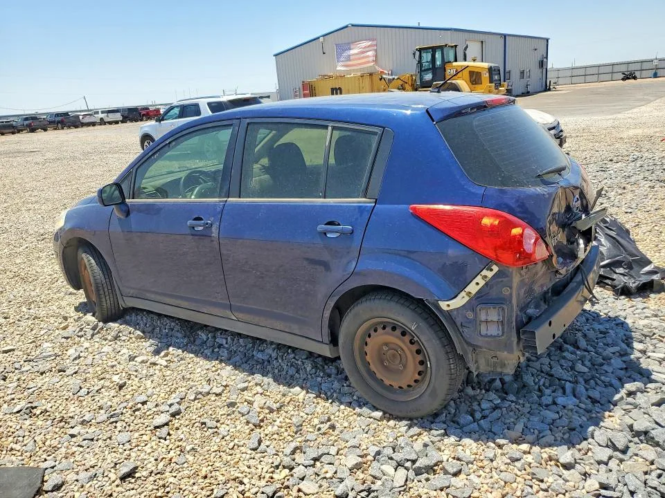 3N1BC1CP3CK803738 — 2012 NISSAN VERSA photo 2