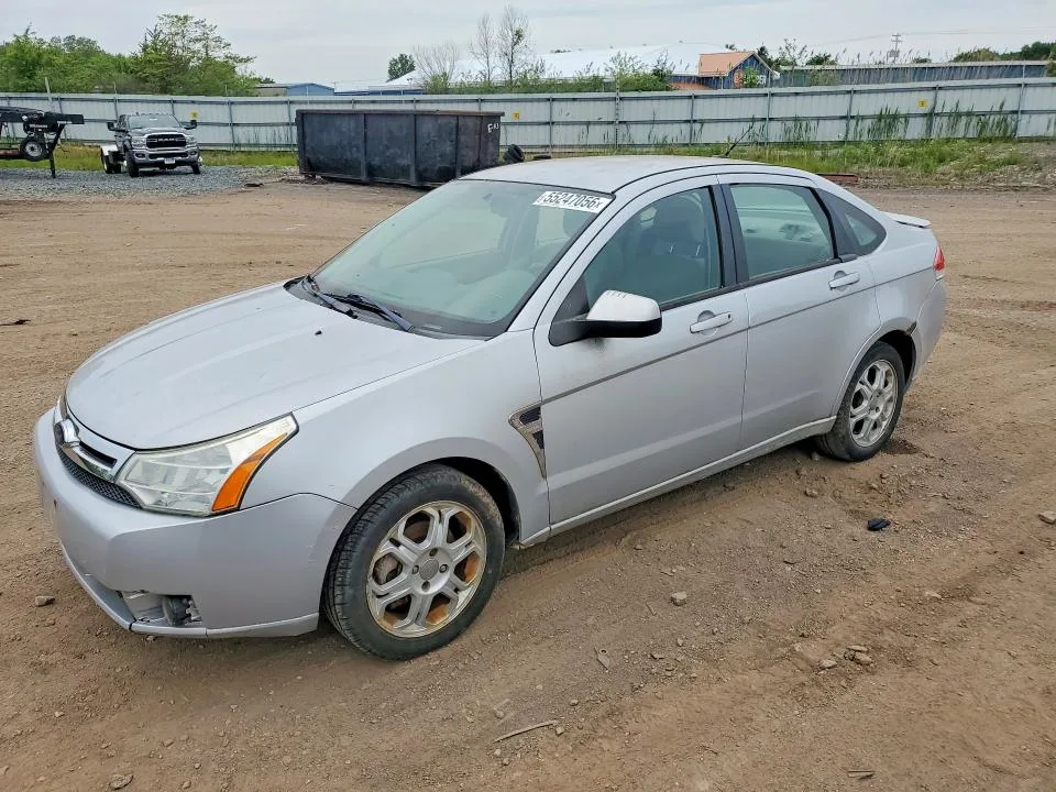 1FAHP35N58W110089 — 2008 FORD FOCUS photo 2
