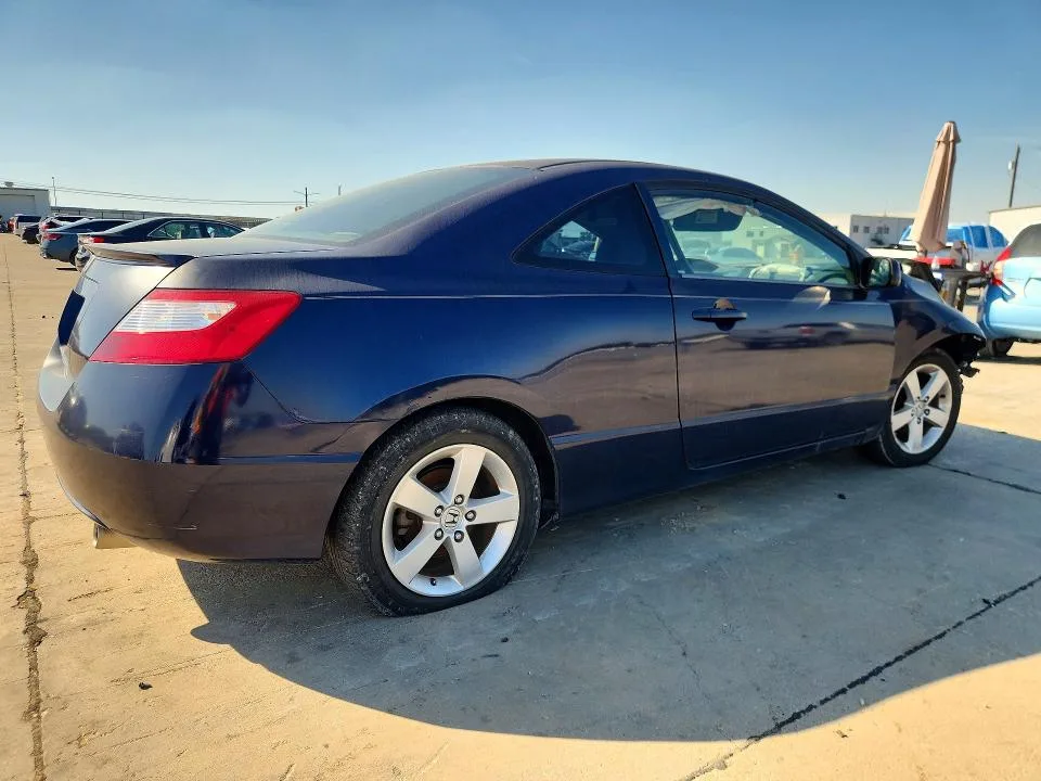 2HGFG12868H550634 — 2008 HONDA CIVIC photo 3