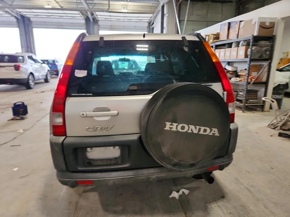 JHLRD78813C006605 — 2003 HONDA CRV AWD photo 6