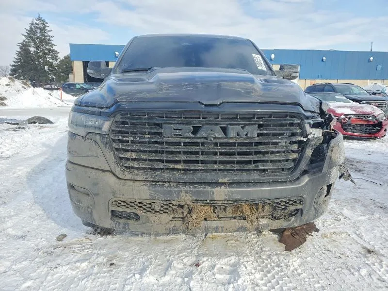 1C6SRFJP2SN766368 — 2025 RAM 1500 photo 5