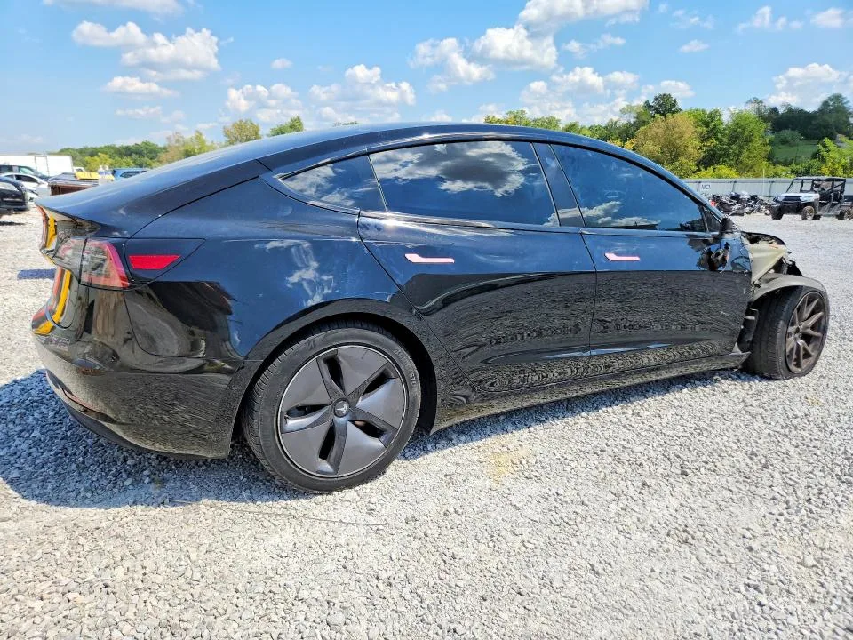 5YJ3E1EA6JF156326 — 2018 TESLA MODEL 3 photo 3