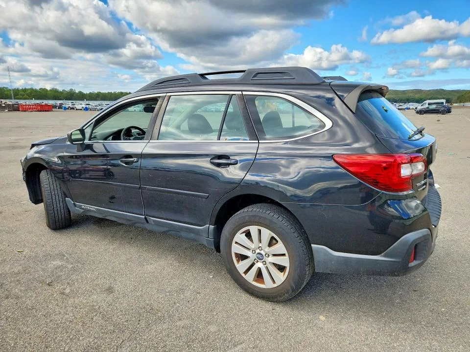 4S4BSABCXK3208299 — 2019 SUBARU OUTBACK photo 2