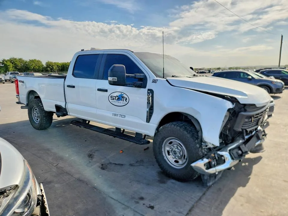 1FT7W2BA4REF89567 — 2024 FORD F250 photo 4