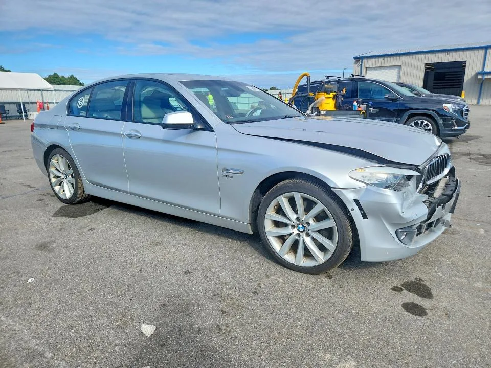 WBAFU7C55CDU57847 — 2012 BMW 535 photo 4