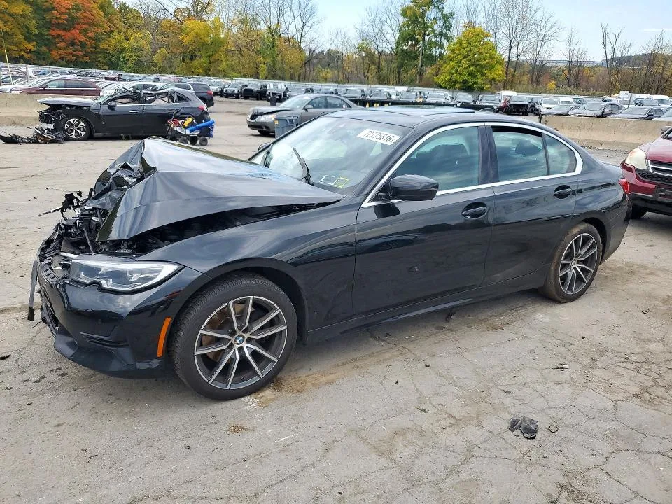 3MW5R7J08M8C13340 — 2021 BMW 330XI photo 1