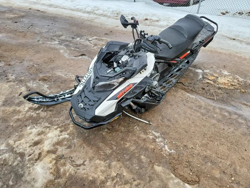 2T3BFREV9DW008650 — 2019 SKI-DOO UNKNOWN photo 2