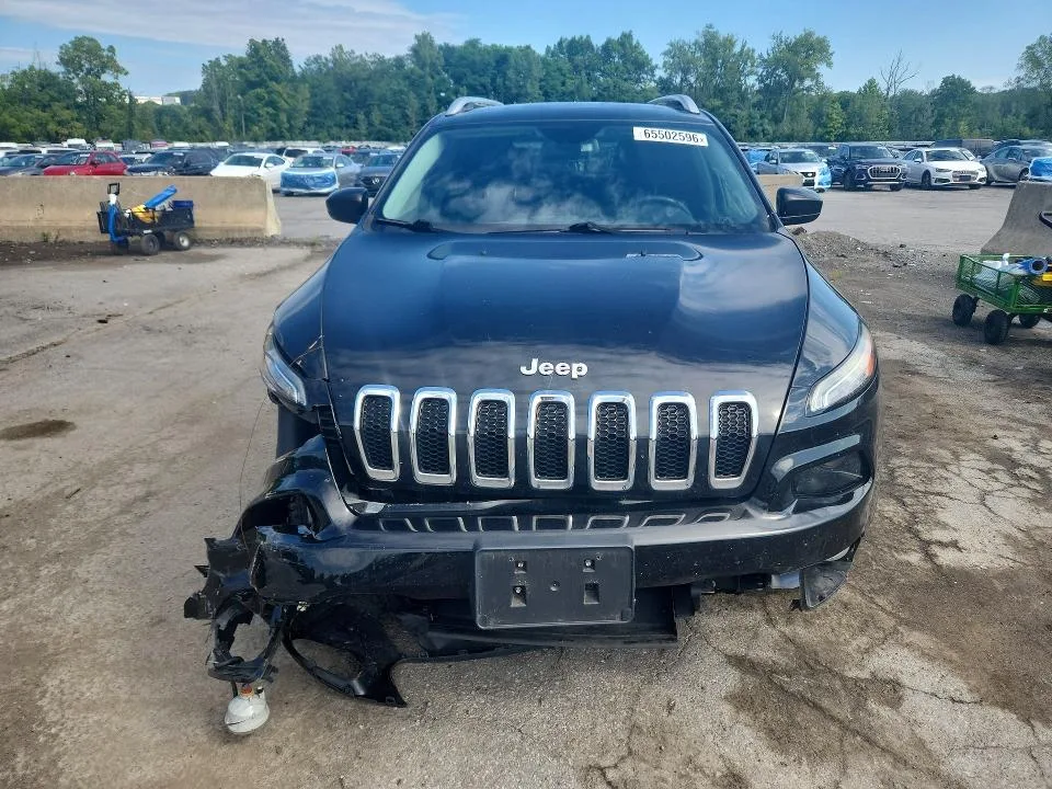 1C4PJMCS5FW753092 — 2015 JEEP CHEROKEE photo 5