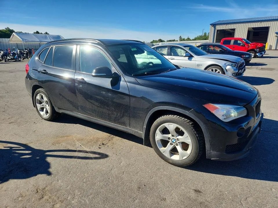 WBAVM1C53FV318307 — 2015 BMW X1 photo 4