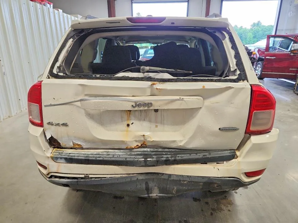 1J4NF1FB8BD283370 — 2011 JEEP COMPASS photo 6