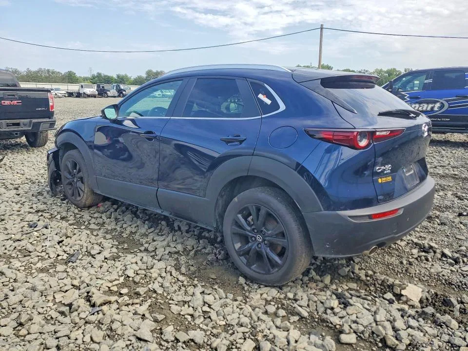 3MVDMBBM4SM803734 — 2025 MAZDA CX-30 photo 2
