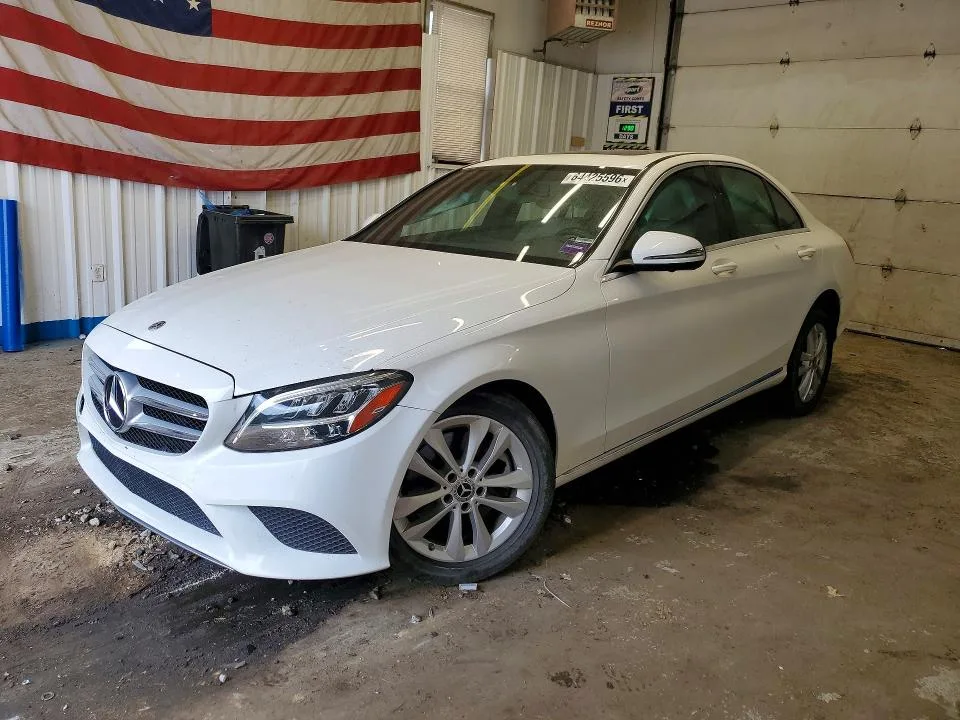 55SWF8EB0KU296934 — 2019 MERCEDES-BENZ C photo 1