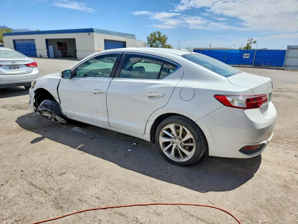 19UDE2F33GA023441 — 2016 ACURA ILX photo 2