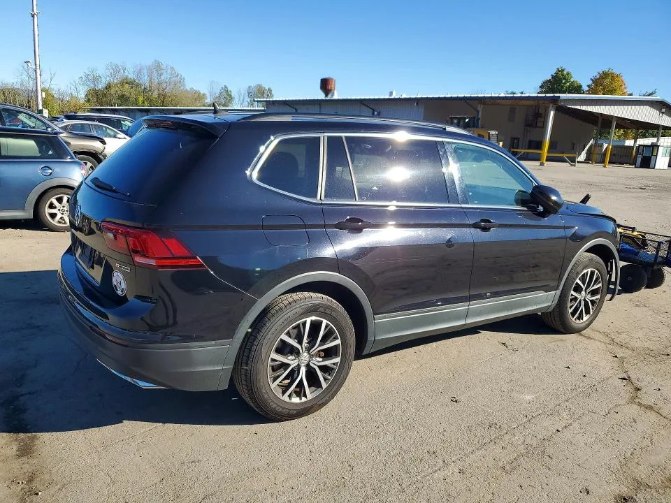 3VV2B7AX9KM164338 — 2019 VOLKSWAGEN TIGUAN photo 3