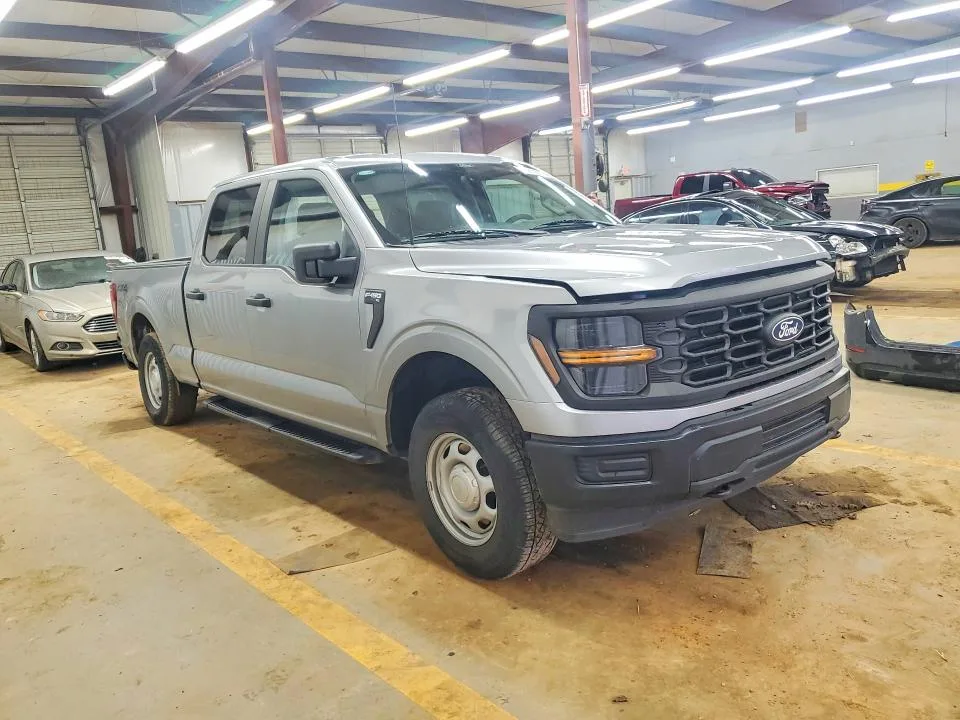 1FTFW1L58RKD89736 — 2024 FORD F150 photo 4