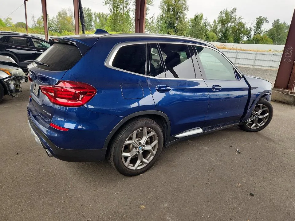 5UXTY5C03M9G88643 — 2021 BMW X3 photo 3