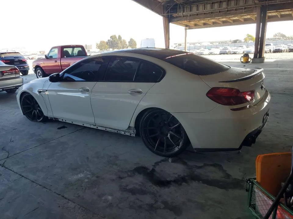 WBS6C9C55ED466819 — 2014 BMW M6 photo 2