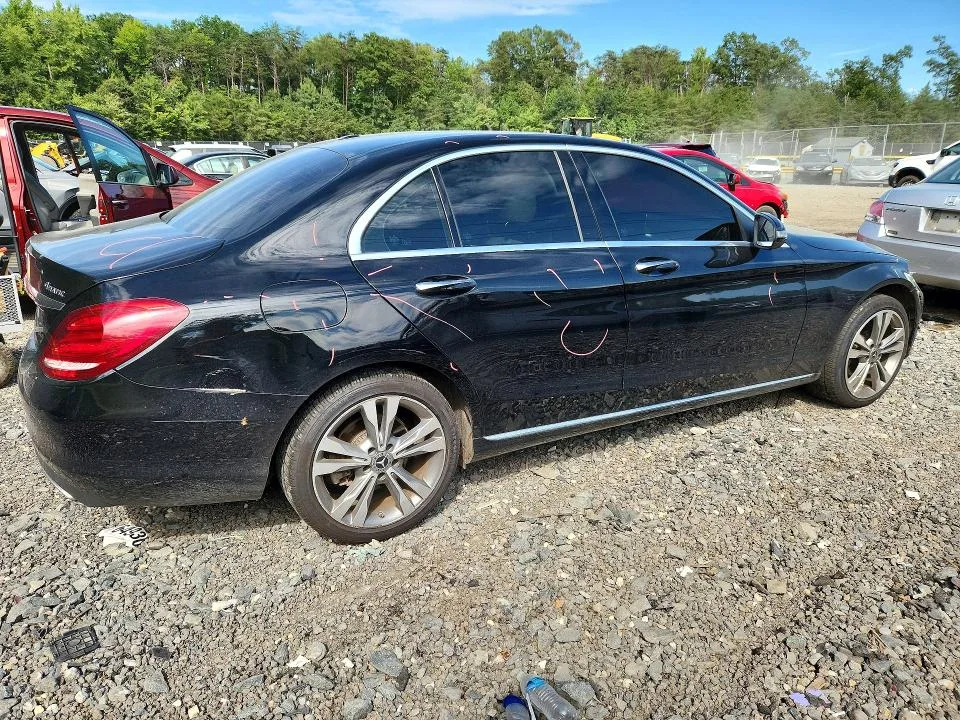 55SWF4KB7HU216454 — 2017 MERCEDES-BENZ C photo 3