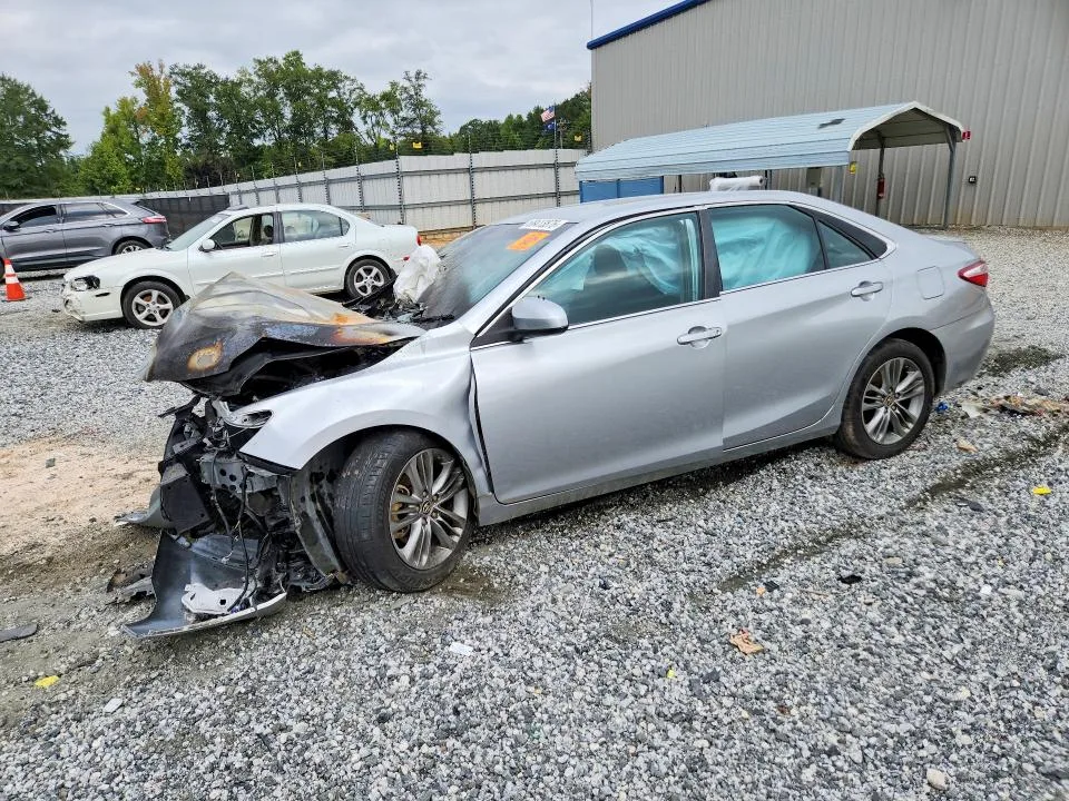 4T1BF1FK6FU065812 — 2015 TOYOTA CAMRY