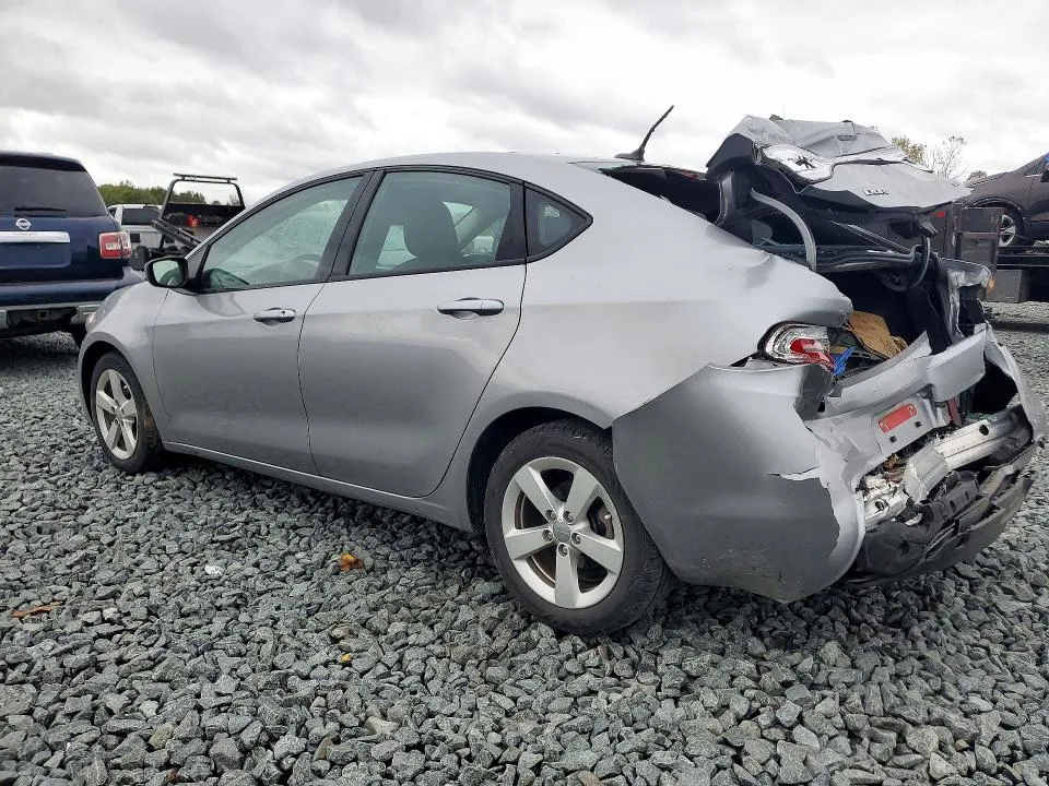 1C3CDFBB4FD227894 — 2015 DODGE DART photo 2