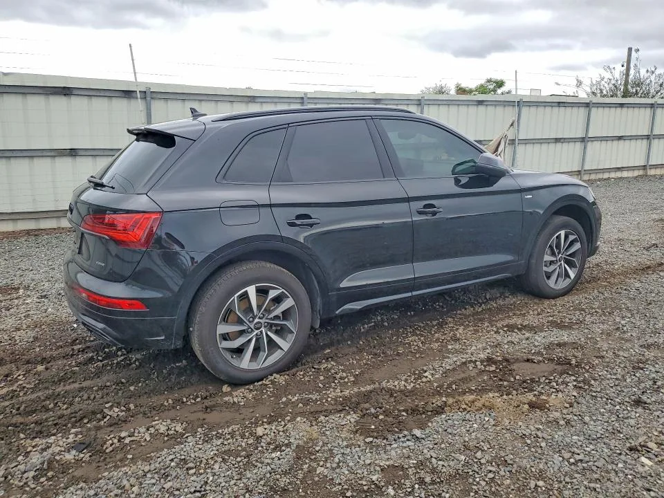 WA1GAAFY4R2114402 — 2024 AUDI Q5 photo 3