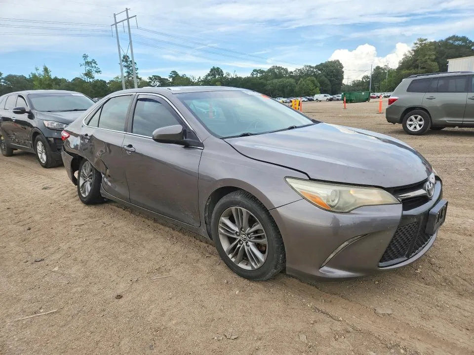 4T1BF1FK8GU177433 — 2016 TOYOTA CAMRY photo 4