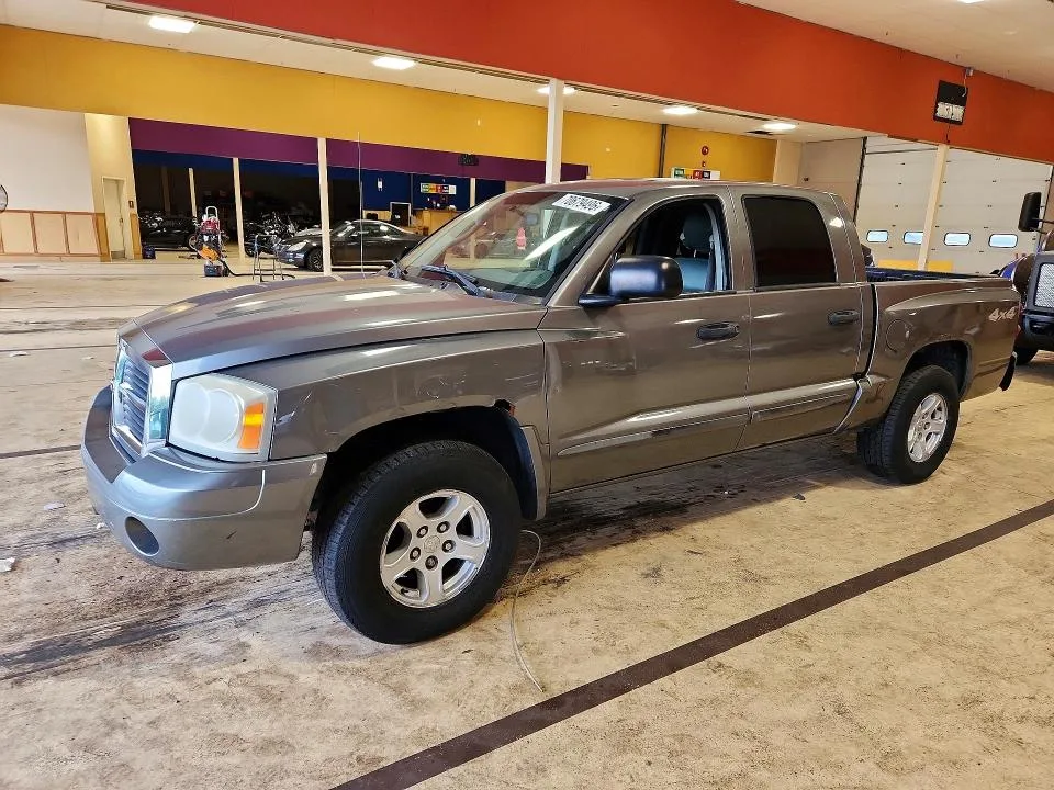 1D7HW48N75S178417 — 2005 DODGE DAKOTA photo 1