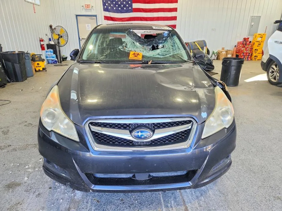 4S3BMBA67C3037240 — 2012 SUBARU LEGACY photo 5