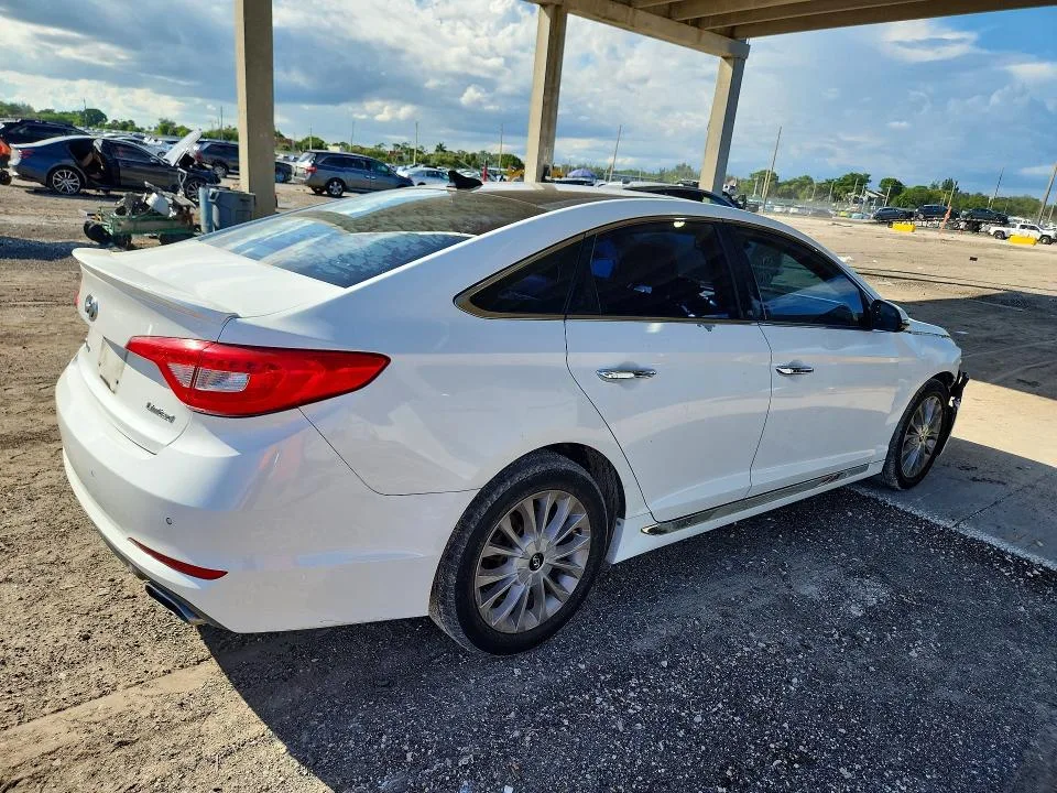 5NPE34AF8FH009824 — 2015 HYUNDAI SONATA photo 3
