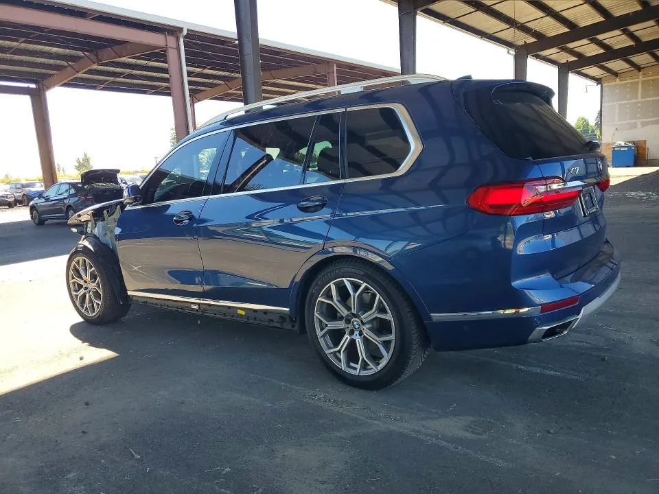 5UXCW2C0XL9B11482 — 2020 BMW X7 photo 2