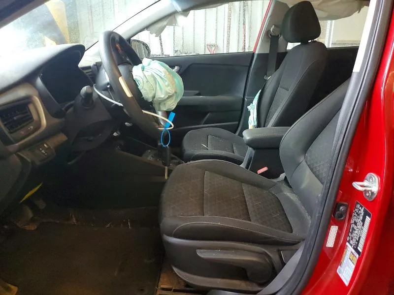 3KPA24AD8LE286568 — 2020 KIA RIO photo 7