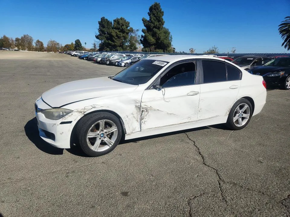 WBA3A5C54CF342547 — 2012 BMW 328