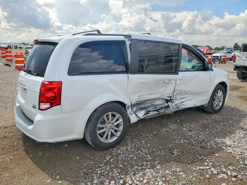 2C4RDGCG2GR311930 — 2016 DODGE GRAND CARAVAN photo 3