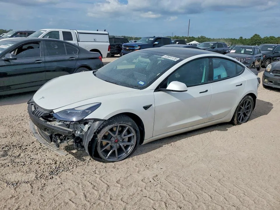 5YJ3E1EA2MF097473 — 2021 TESLA MODEL 3 photo 1