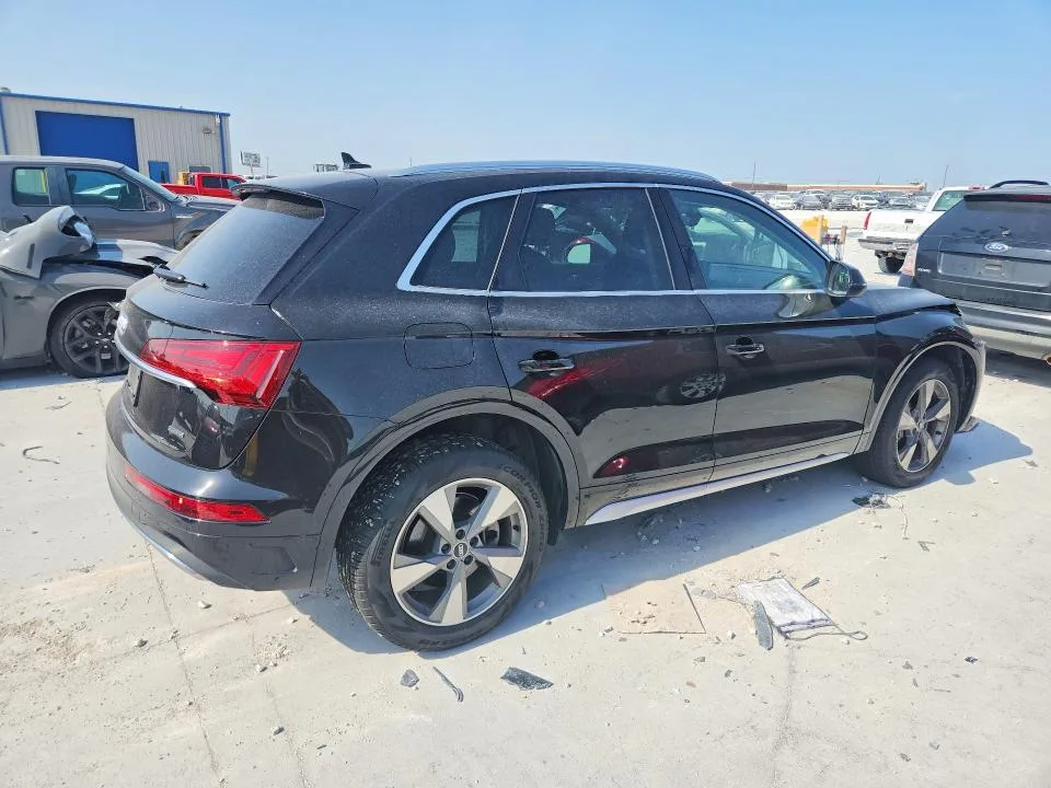 WA1BBAFY1N2120479 — 2022 AUDI Q5 photo 3