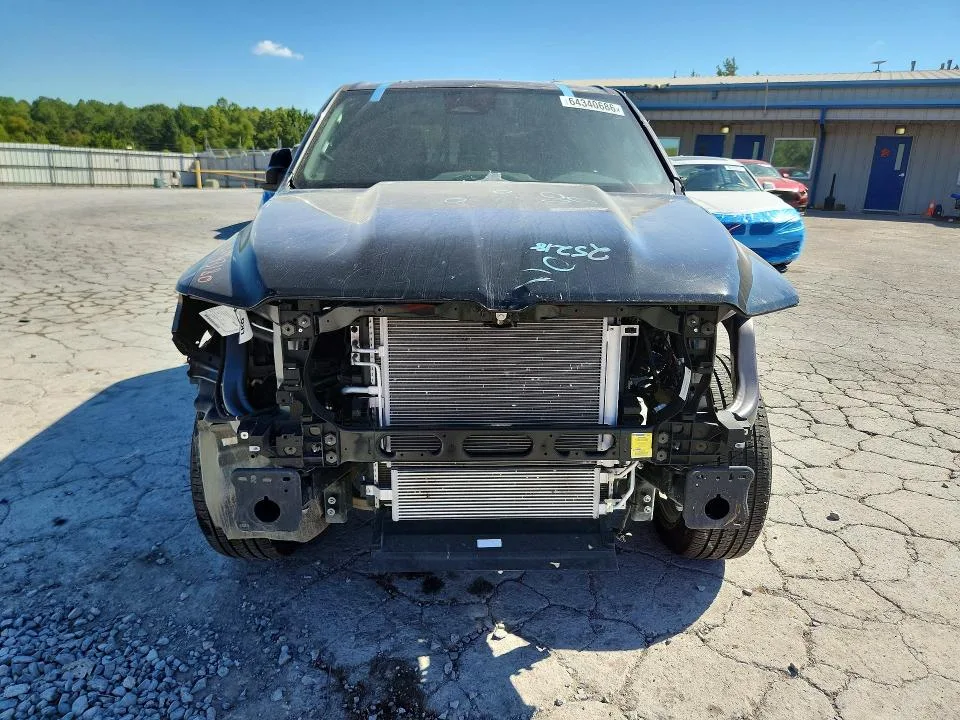1C6SRFGP7TN217273 — 2026 RAM 1500 photo 5