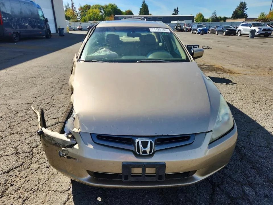 1HGCM56815A085638 — 2005 HONDA ACCORD photo 5